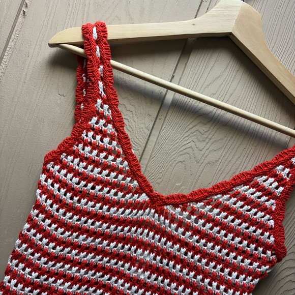 Full Tilt Top - Picture 3 of 9